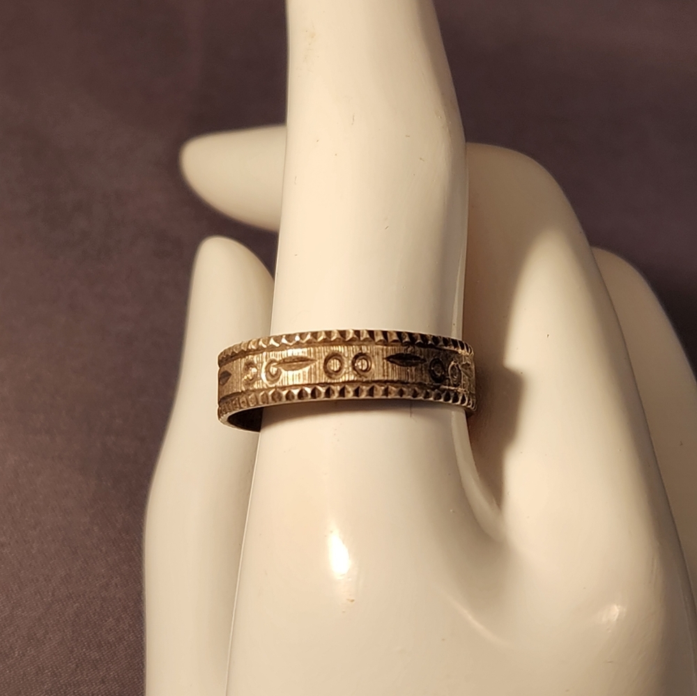 Sterling Silver Patterned Ring - image 5